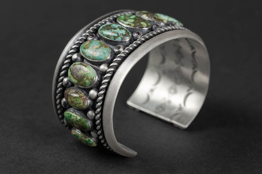 Why I Resist Trends in Jewelry Design