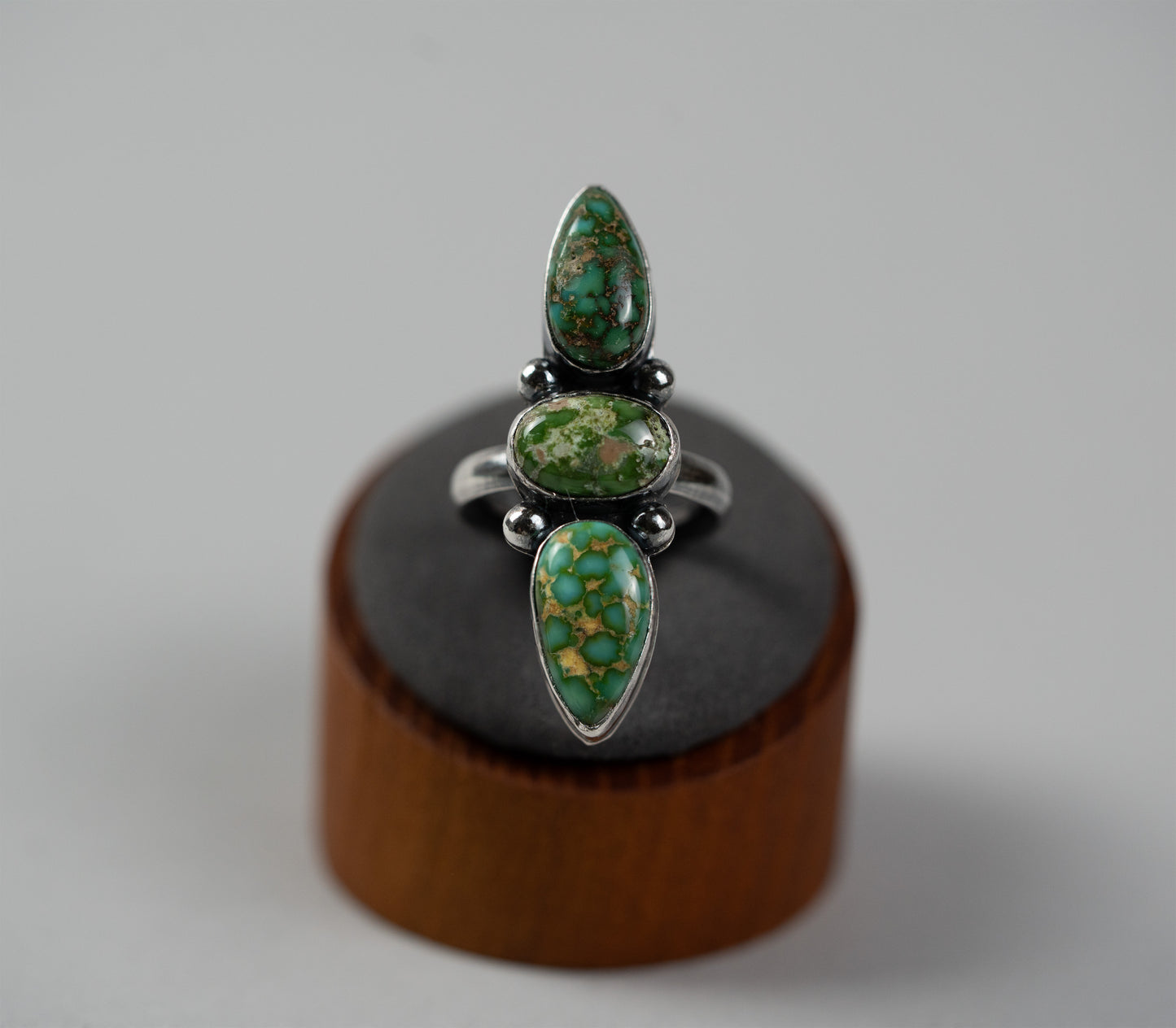 Sonoran Gold 3-stone ring | Size 6.5