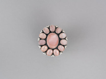 Pink Mother of Pearl and Mussel Ring | Size 7.5