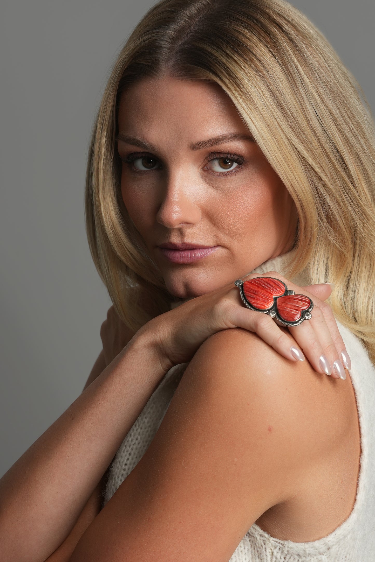 Red Spiny Oyster Two Hearts Ring | Size 6.75